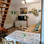 House Tomy Casa de Férias Bol