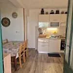 House Tomy Casa de Férias Bol