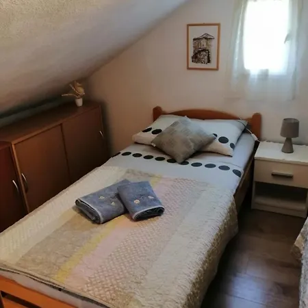 Hébergement de vacances Tomy- Near Zlatni Rat